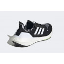 Кроссовки adidas Ultraboost 22 GX8019 - черно-белые