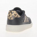 Кроссовки adidas Courtblock IH0045 - черные