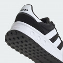 Мужская обувь adidas Sportswear Run 84 IH8613 - черные