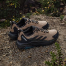 Мужская обувь adidas Terrex Anylander Rain.Rdy Hiking JQ9961 - бежевые