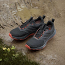 Мужская обувь adidas Terrex Tracefinder 2 Climaproof JR9134 - черные
