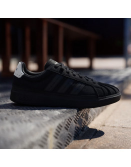 Мужская обувь adidas Sportswear Courtwave KI9955 - черные
