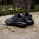 Мужская обувь adidas Terrex Tracefinder Plus Gore-Tex Trail Running KJ3792 - черные
