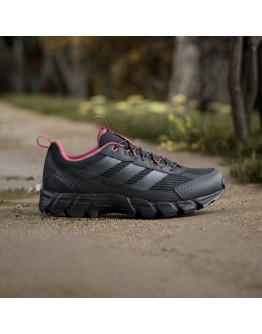 Женская обувь adidas Terrex Rockadia KZ9170 - черные