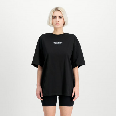 Футболка женская Alpha Industries Logo Backprint 15606203 - черная
