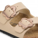 Молодежные шлепанцы Birkenstock Arizona Flower Buckle 1030419 - бежевые