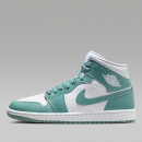 Дамская обувь Nike Air Jordan 1 Mid BQ6472-138 - бело-зеленые