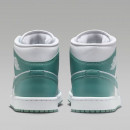 Дамская обувь Nike Air Jordan 1 Mid BQ6472-138 - бело-зеленые