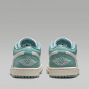 Женские кроссовки Nike Air Jordan 1 Low DC0774-138 - мятно-белые