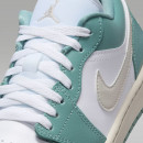 Женские кроссовки Nike Air Jordan 1 Low DC0774-138 - мятно-белые