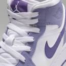 Молодежные кроссовки Nike Air Jordan 1 Mid DQ8423-500 - бело-фиолетовые