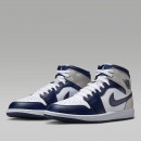 Мужские кроссовки Air Jordan 1 Mid DQ8426-146 - бело-синие
