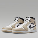 Мужские кроссовки Air Jordan 1 Mid DQ8426-153 - бело-бежевые