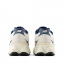 Подростковые кроссовки New Balance G90602JM - бежевые