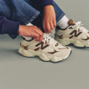 Подростковые кроссовки New Balance G90609SI - бежевые
