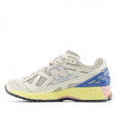 Кроссовки New Balance M1906NC - бежевые