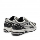 Кроссовки New Balance M1906RER - серебряные