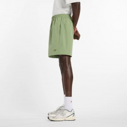 Мужские шорты New Balance MB6174CDAAR - зеленые