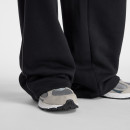 Мужские брюки New Balance MB61M77EBK - черные