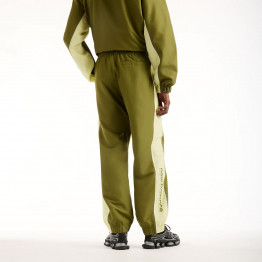 Мужские брюки New Balance Trackside MB62A8LTGEE - зеленые