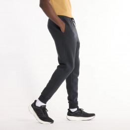 Брюки New Balance MP43904BK - черные