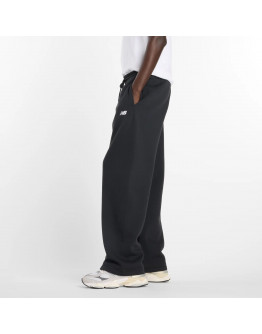 Мужские брюки New Balance Sport Essentials MP53506BK - черные