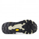 Мужская обувь New Balance Fresh Foam X Hierro Hiker Gore-Tex v9 MTHIMCB9 - черные