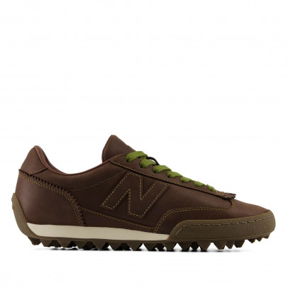 Мужская обувь New Balance Gator Run UGTRS5HP - коричневая