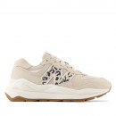 Кроссовки New Balance W5740APB - бежевые