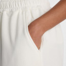 Женские шорты New Balance WB61H5V6SST - бежевые