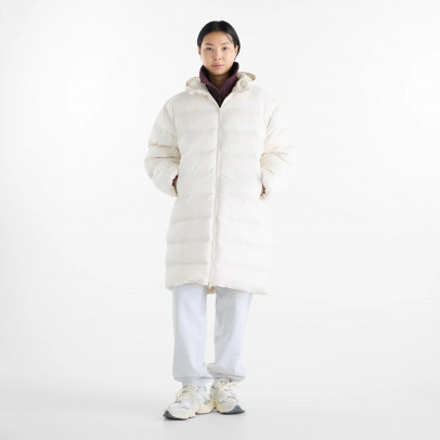 Женская куртка New Balance Boston Long Puffer WJ62Y0KBLIN - бежевый