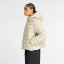 Женская куртка New Balance WO53500SHY - бежевый