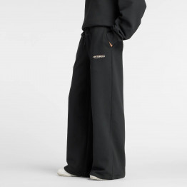 Женские брюки New Balance WP53903BK - черные