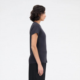 Футболка New Balance WT33507BK - черная