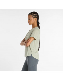 Женская футболка New Balance WT41253GSH - зеленая