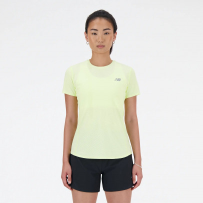 Футболка New Balance WT41281LLT - зеленая