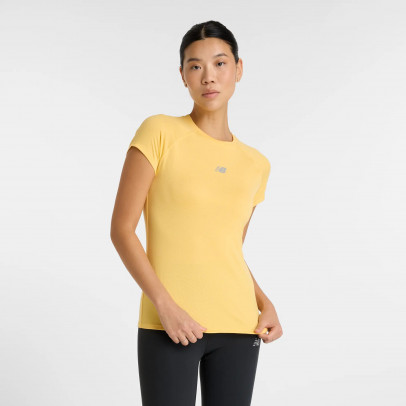 Футболка New Balance WT51223CEE - жёлтая