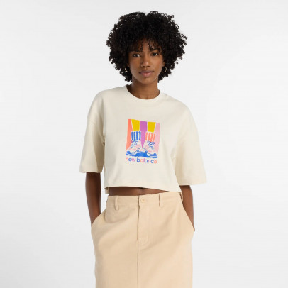 Женская футболка New Balance WT53904LIN - бежевый