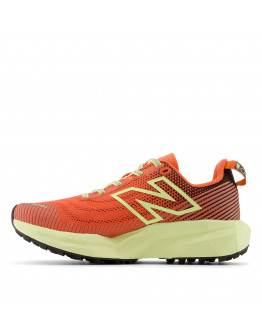 Кроссовки New Balance FuelCell Venym WTVNYMP - оранжевые