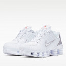 Женские кроссовки Nike Shox TL AR3566-100 - белые