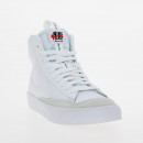 Кроссовки Nike Blazer Mid '77 DH8640-102 - белые