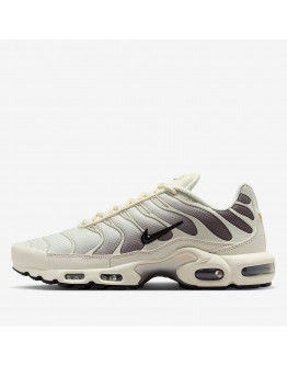 Мужская обувь Nike Air Max Plus DM0032-106 - белые