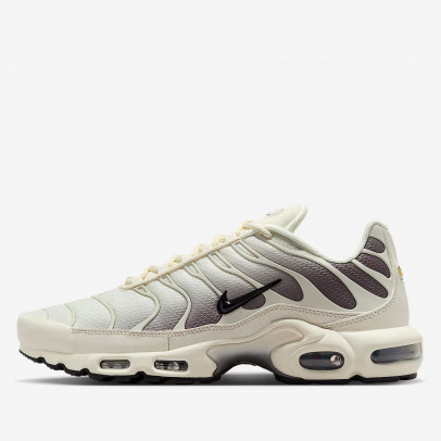 Мужская обувь Nike Air Max Plus DM0032-106 - белые