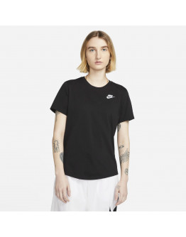 Футболка Nike Sportswear Club Essentials DX7902-010 - черная