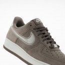 Мужская обувь Nike Air Force 1 '07 HJ4465-200 - коричневые