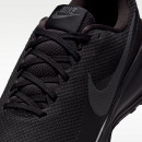 Мужская обувь Nike Revolution 8 HJ9198-002 - черные