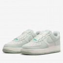 Женская обувь Nike Air Force 1 '07 SE HQ1497-099 - зеленый-белый