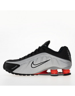 Мужская обувь Nike Shox R4 HQ1988-002 - черно-белые