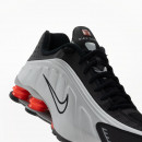 Мужская обувь Nike Shox R4 HQ1988-002 - черно-белые