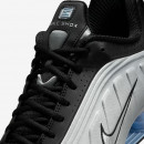 Мужские кроссовки Nike Shox R4 HQ1988-004 - черно-белые